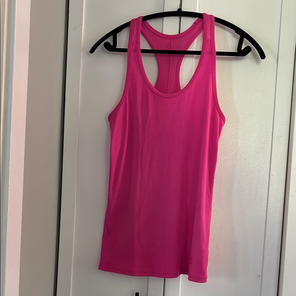 Under Armour Pink Fitted Tank Top